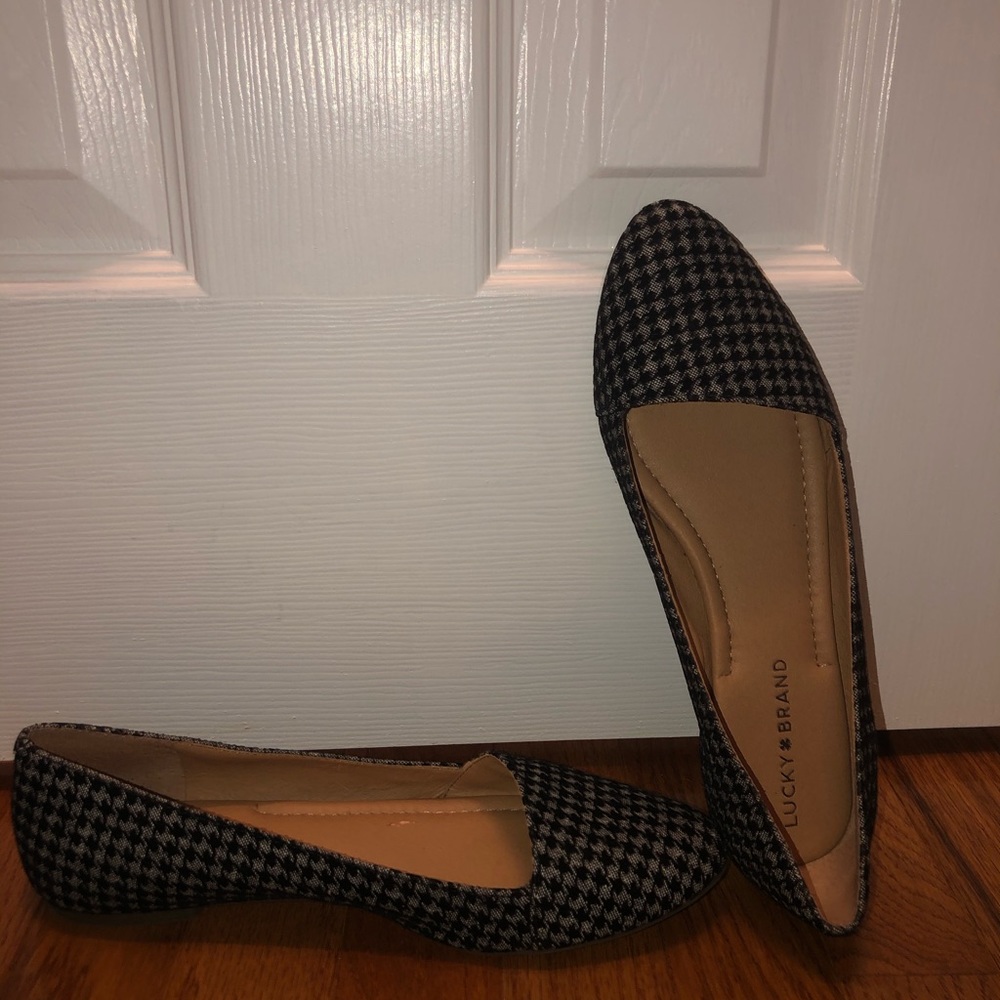 Lucky Brand Crimson Flats!